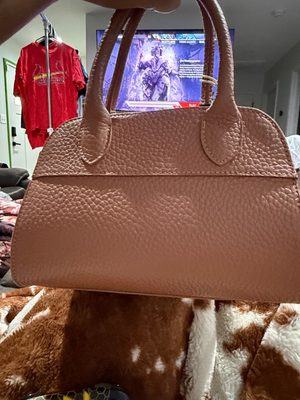 Divina Firenze Blush Pink Pebbled Leather Satchel - Picture 3 of 4